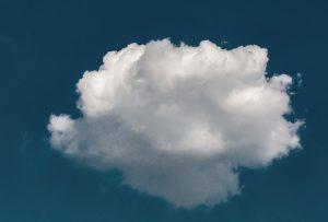 Differences Between Traditional and Cloud Computing Environments